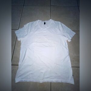 AG Adriano Goldschmied Bryce Vee  Classic Vee Neck Sz M White